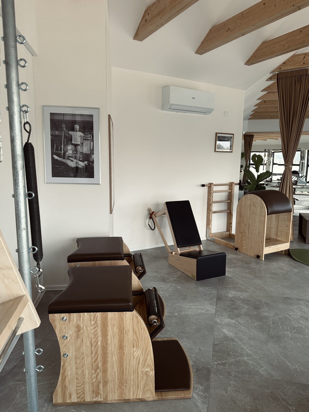 Wunda Chair, Arm Chair, Spine Corrector